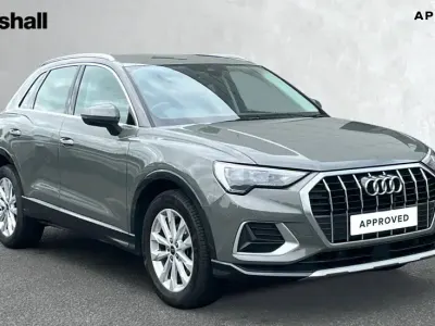 Używany Audi Q3 Sport 150 KM (110 kW) 2023 Szary SUV
