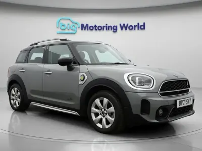 Usado Mini Cooper Countryman Classic 222 CV (163 kW) 2021 Gris SUV