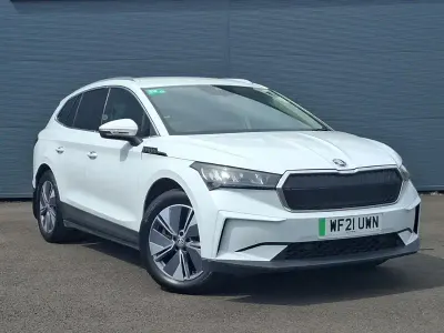 Used Skoda Enyaq iV Loft 150 kW (204 HP) 2021 White SUV