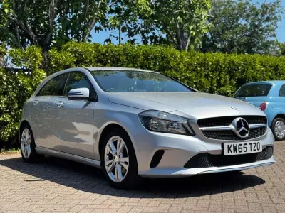 Used Mercedes A180 122 HP (89 kW) 2016 Silver Hatchback
