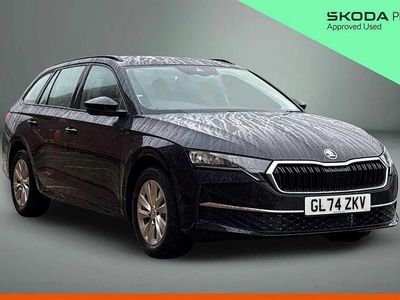 Black magic pearl effect New 2025 Skoda Octavia SE Technology Estate | £23,141 (Good price)