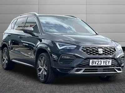 Käytetty Seat Ateca FR Sport 150 HP (110 kW) 2023 Musta Katumaasturi