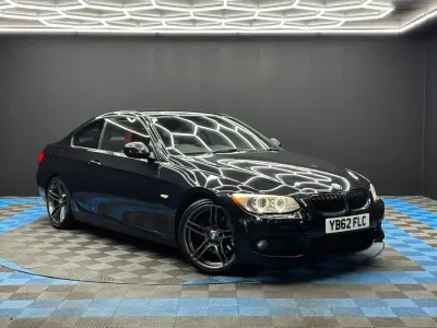 Begagnad BMW 325 M Sport 2012 Svart Sportkupé