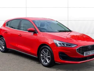Used Ford Focus Titanium 125 HP (91 kW) 2017 Hatchback