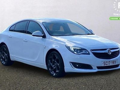 Used Vauxhall Insignia SRi 136 HP (100 kW) 2016 White Hatchback