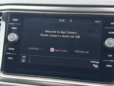 Used VW T-Roc SE 113 HP (83 kW) 2019 Blue SUV