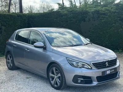 Używany Peugeot 308 Allure 130 KM (95 kW) 2018 Szary Hatchback