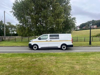 Używany Citroën Dispatch 145 KM (106 kW) 2024 Biały Minivan