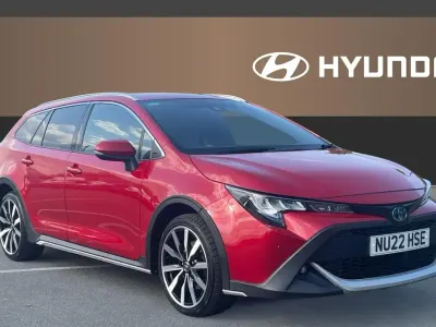Używany Toyota Corolla Sport 184 KM (135 kW) 2022 Czerwony Kombi