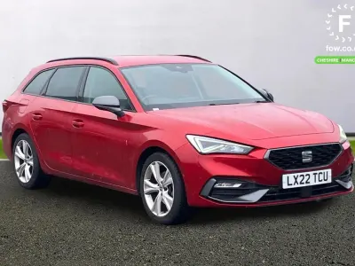 Begagnad Seat Leon ST FR 2022 Röd Kombi
