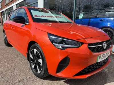Used Vauxhall Corsa-e 100 kW (136 HP) 2021 Orange Hatchback