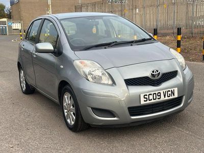 Silver Used 2009 Toyota Yaris Hatchback | £4,995 (Fair price)