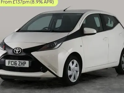 Usado Toyota Aygo X-play 69 CV (50 kW) 2018 Utilitario