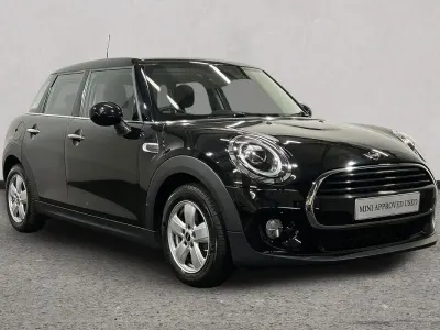 Used Mini Cooper Classic 134 HP (98 kW) 2019 Black Hatchback