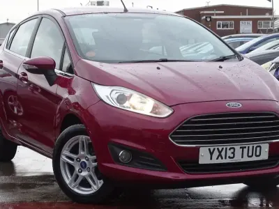 Used Ford Fiesta Zetec 2013 Red Hatchback