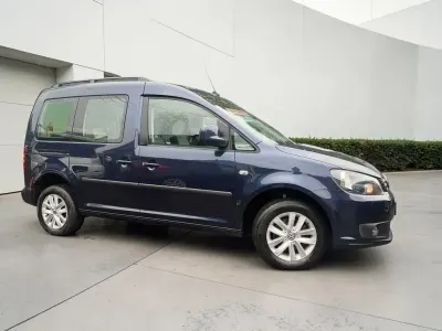Used VW Caddy Life 102 HP (75 kW) 2013 Blue MPV