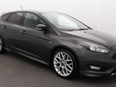 Used Ford Focus ST-Line 125 HP (91 kW) 2018 Grey Hatchback