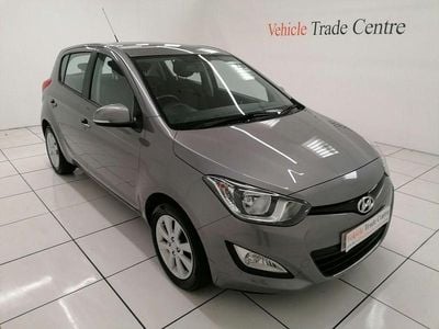 Used Hyundai i20 Active 84 HP (61 kW) 2014 Grey Hatchback