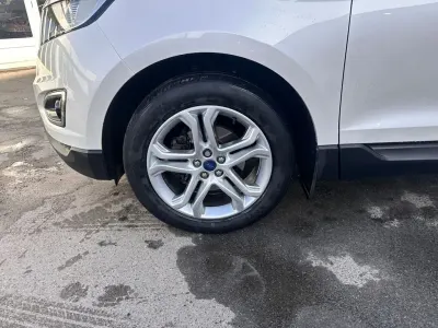 Usado Ford Edge Titanium 180 HP (132 kW) 2017 Branco SUV