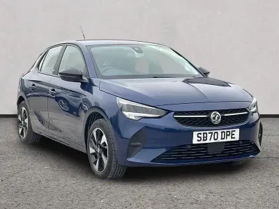 Usado Vauxhall Corsa-e 100 kW (136 HP) 2020 Azul Citadino