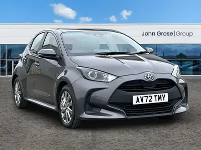 Usata Toyota Yaris Hybrid 2022 Grigio Utilitaria