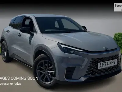 Usado Lexus LBX 136 CV (100 kW) 2026 SUV