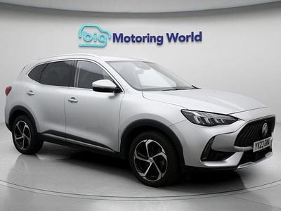 MG HS