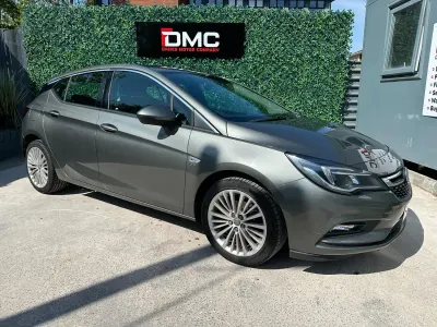 Second-hand Vauxhall Astra Elite 2017 Gri Hatchback