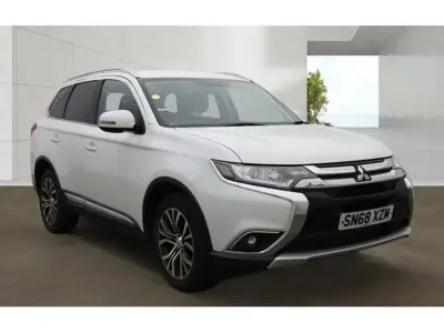 Używany Mitsubishi Outlander 2018 Biały SUV