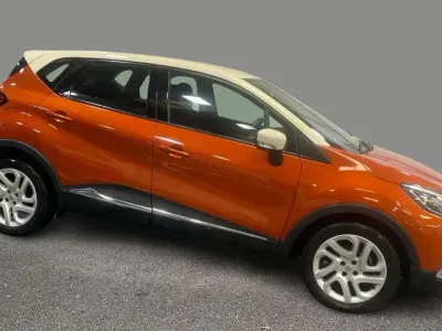 Usado Renault Captur Dynamique 110 HP (80 kW) 2016 Laranja SUV