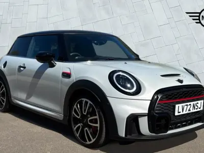 Używany Mini John Cooper Works Hatch 228 KM (167 kW) 2022 Srebrny Hatchback