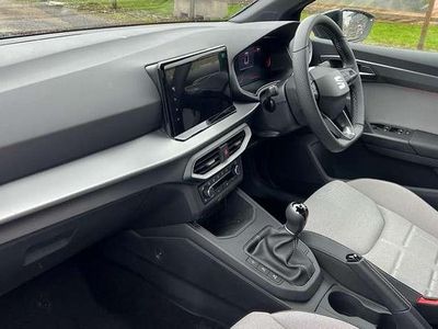 New Seat Arona FR First Edition 115 HP (84 kW) 2025 Metallic  midnight black SUV