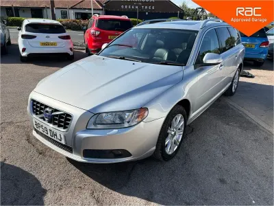 Używany Volvo V70 SE Lux 2009 Srebrny Kombi