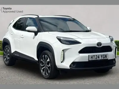 Used Toyota Yaris Cross Design 113 HP (83 kW) 2024 White SUV