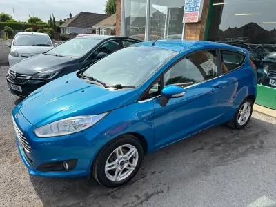 Used Ford Fiesta Zetec 82 HP (60 kW) 2013 Blue Hatchback