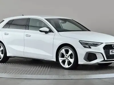 Used Audi A3 Sportback S-Line 150 HP (110 kW) 2023 White Hatchback