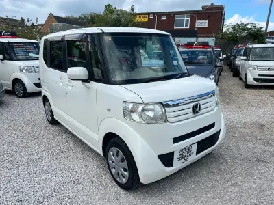 Używany Honda N Box 2014 Biały Minivan