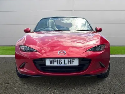 Usado Mazda MX5 Inclusive 160 HP (117 kW) 2016 Vermelho Cabrios