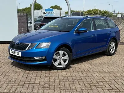 Used Skoda Octavia SE Technology 116 HP (85 kW) 2019 Blue Estate