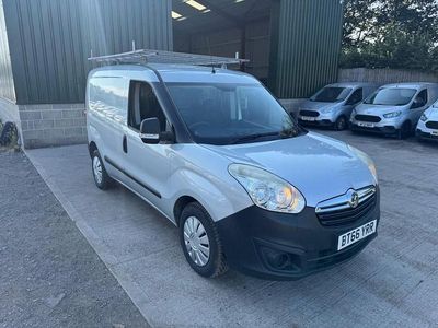Used Vauxhall Combo S 2017 Silver MPV