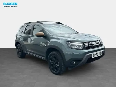 Used Dacia Duster Extreme 97 HP (71 kW) 2023 Green SUV