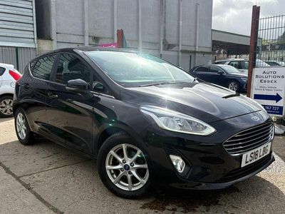 Used Ford Fiesta Zetec 101 HP (74 kW) 2018 Black Hatchback