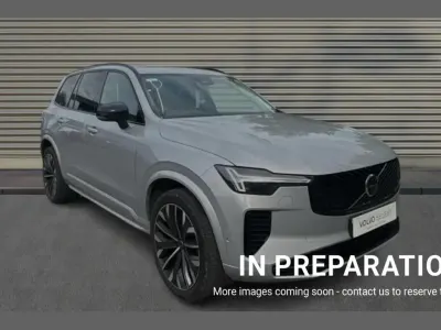 Usado Volvo XC90 Ultra 455 CV (334 kW) 2025 Plateado SUV