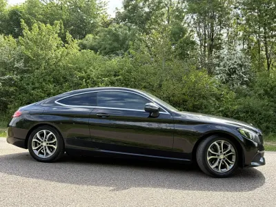Usado Mercedes C220 2016 Negro Coupe