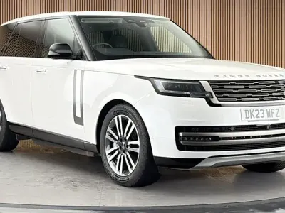 Used Land Rover Range Rover SE 441 HP (324 kW) 2023 Ostuni pearl white SUV