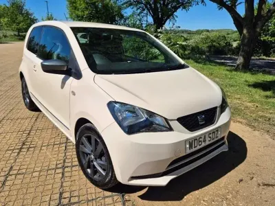 Usado Seat Mii 75 CV (55 kW) 2014 Beige Utilitario