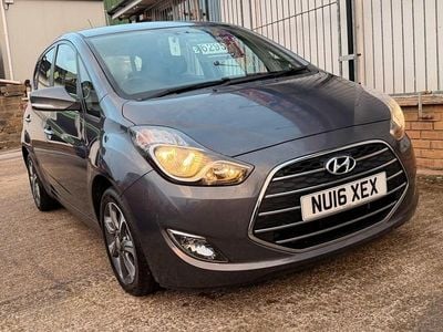 Used Hyundai ix20 SE 90 HP (66 kW) 2016 Grey Hatchback