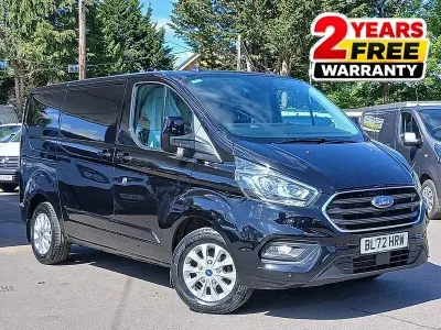 Usado Ford Transit Custom Limited 130 CV (95 kW) 2023 Negro Van