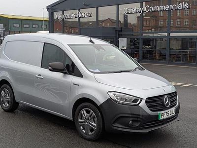 Begagnad Mercedes eCitan 89 kW (122 HK) 2025 Silver Van