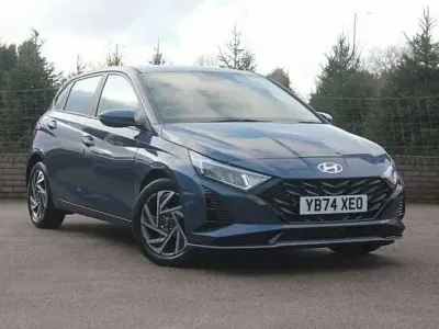 Used Hyundai i20 Advanced 101 HP (74 kW) 2024 Blue Hatchback